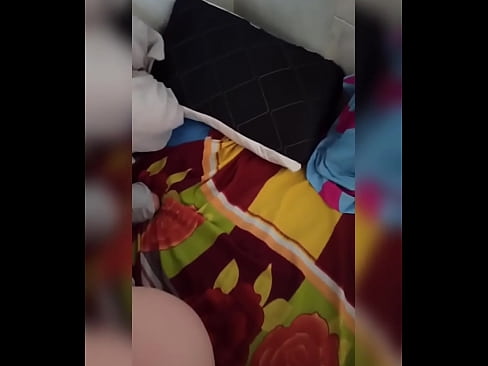 ❤️ Mening xonadoshim uyda yolg'iz qoladi, chunki eri ta'tilga ketadi va men uni sikish va eshagini sut bilan to'ldirish imkoniyatidan foydalanaman ❤  seks  bizda uz.sex78.ru ️❤